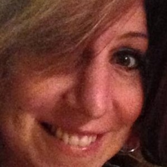 Meet your Posher, Sue - Picture 1 of 1